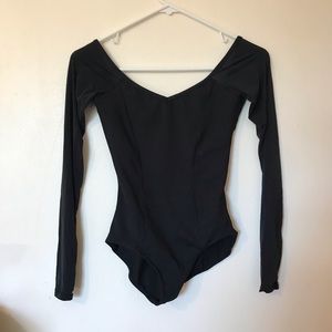 CAPEZIO long sleeve open back leotard 🖤✨